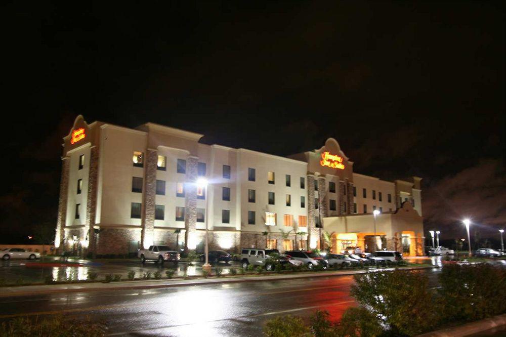 Hampton Inn & Suites Mission Eksteriør bilde